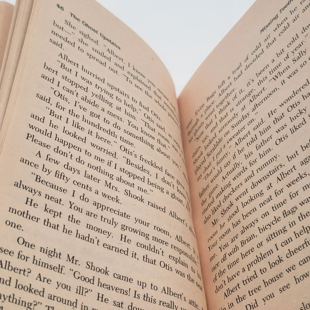 Lila McGinnis The Ghost Upstairs Paperback 1984 Weekly Reader Books Good